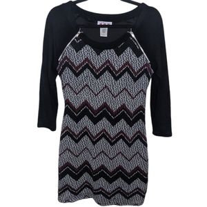 Three Pink Hearts Black & Burgundy Zig Zag Sweater Dress w/ Zippers Size M 🖤✨